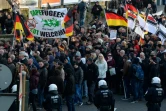 Manifestation à l'appel de Pegida le 9 janvier 2016 à la gare de Cologne, où ont eu lieu de nombreuses agressions sexuelles pendant la nuit de Nouvel An