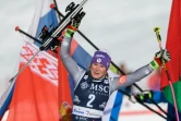 La Française Tessa Worley en liesse dans l'aire d'arrivée après sa victoire en slalom géant à Lenzerheide, le 27 janvier 2018