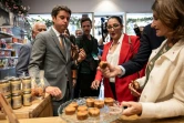 Le Premier ministre Gabriel Attal et la ministre chargée des Personnes handicapées Fadila Khattabi lors d'une dégustation à Dijon, le 24 juin 2024