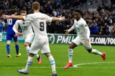 Les Marseillais, avec notamment un but de Bouna Sarr (à droite), ont battu Strasbourg au stade Vélodrome en Coupe de France, le 29 janvier 2020     