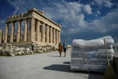 Des sacs de béton près du Parthénon, le 4 juin 2021 à Athènes