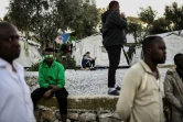 Des migrants dans le camp de réfugiés de Moria sur l'île grecque de Lesbos, le 19 mars 2019