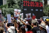 Manifestation organisée à Tel-Aviv par les proches des otages israéliens retenus dans la bande de Gaza, le 5 juillet 2024