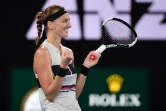 La Tchèque Petra Kvitova exulte après sa victoire face à l'Américaine Danielle Collins en demi-finales de l'Open d'Australie, le 24 janvier 2019 à Melbourne 