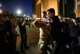 Des militaires supposés avoir participé au putsch manqué, à la sortie du tribunal dans la quartier Bakirkoy le 16 juillet 2016 à Istanbul