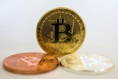 Le bitcoin dépasse les 20.000 dollars pour la première fois mercredi, dopé par un appétit des marchés pour le risque qui a fait tripler en un an sa valeur hautement spéculative