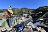 Des rescapés fouillent les décombres de leurs maisons à Menggala, au nord de Lombok en Indonésie le 08 août 2018