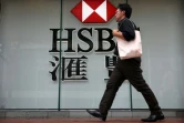 Une enseigne de la banque britannique HSBC à Hong Kong le 3 mai 2016
