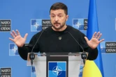 Le président ukrainien Volodymyr Zelensky donne une conférence de presse, le 17 octobre 2024 à Bruxelles