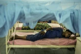 Une jeune femme enceinte se repose à la maternité du Princess Christian Maternal Hospital à Freetown, le 25 avril 2016