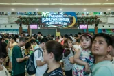 Des gens font la queue dans le "New Century Global Center" de Chengdu, la capitale du Sichuan, le 25 juillet 2016