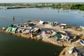 Vue aériennes de tentes improvisées pour des personnes déplacées par les inondations à Sohbatpur, le 4 septembre 2022 dans la province du Baloutchistan, au Pakistan 