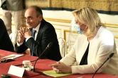 Marine Le Pen et Eric Zemmour lors d'une réunion sur la situation en Ukraine organisée à Matignon par le Premier ministre Jean Castex pour les candidats à la présidentielle, le 28 février 2022 à Paris 