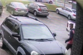 Image de vidéo surveillance du suspect d'une fusillade contre un salon de massage, dans la banlieue d'Atlanta, en Géorgie, le 16 mars 2021