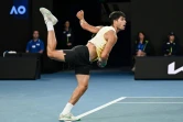 Le joueur de tennis espagnol Carlos Alcaraz lors de sa victoire contre le Serbe Miomir Kecmanovic en huitièmes de finale de l'Open d'Australie à Melbourne le 22 janvier 2024