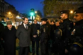 De gauche à droite, le préfet de police de Paris Michel Delpuech, le ministère de l'Intérieur Christophe Castaner et son secrétaire d'Etat Laurent Nunez auprès des forces de l'ordre à Paris, au matin de la journée de mobilisation du 8 décembre 2018