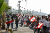Les manifestants libanais forment une chaîne humaine, à Saïda, le 27 octobre 2019
