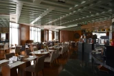 La salle de restaurant d'un hôtel de Wuhan, déserte en pleine épidémie