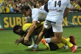 L'ailier clermontois Noa Nakaitaci marque un essai face au Racing 92