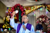 Le père Jesus Mendoza lors d'une messe près d'Acapulco, dans l'Etat de Guerrero, le 14 février 2018 