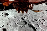Image tirée d'une vidéo publiée le 24 février 2025 par Firefly Aerospace montrant l'atterrisseur Blue Ghost de Firefly sur sa troisième orbite lunaire, montrant la face cachée de la Lune et une vue de haut en bas de Blue Ghost