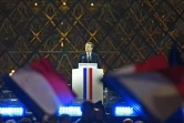 Le président Emmanuel Macron devant la Pyramide du Louvre après sa victoire à la présidentielle, le 7 mai 2017