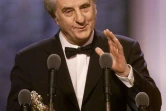 Michel Aumont reçoit un Molière, le 8 mai 2000, pour son rôle dans "Un sujet de roman" 