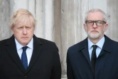 Boris Johnson (g et le leader du parti travailliste Jeremy Corbyn (d) lors d'une cérémonie à la mémoire des victimes de l'attentat du pont de Londres, le 2 décembre 2019