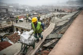 Travaux de rénovation sur les toits du Grand Bazar à Istanbul, le 1er mars 2017