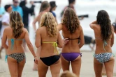 Le bikini se répand sur les plages à partir de 1968 alors que les femmes cherchent à avoir le corps le plus bronzé possible