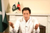L'ex-champion de cricket Imran Khan revendique la victoire aux élections alors que les bulletins sont toujours en cours de dépouillement, le 26 juillet 2018. Photo fournie par le Pakistan Tehreek-e-Insaf (PTI)