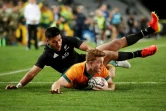 L'Australien Andrew Kellaway marque un essai contre les All Blacks en Rugby Championship à l'Eden Park d'Auckland, le 14 août 2021