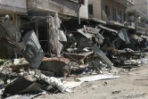 Un marché détruit  à Maaret al-Noomane, dans la province syrienne d'Idleb, après des frappes le 19 avril 2016