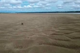 En Colombie, sur les rives du fleuve Amazone à sec à Isla de los Micos, département d'Amazonas, Colombie, le 4 octobre 2024