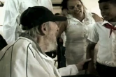 Capture d'écran de la TV cubaine montrant Fidel Castro le 7 avril 2016 dans une école de La Havane