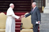 Le président péruvien Pedro Pablo Kuczynski(D) à accueille le pape François à Lima le 19 janvier 2018