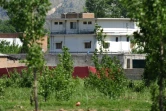Le complexe résidentiel d'Abbottabad, le 2 mai 2011 au Pakistan, au lendemain de la mort du chef d'Al-Qaïda Oussama ben Laden tué dans le raid des forces spéciales américaines 
