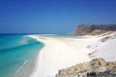 Une plage de sable blanc de l'archipel de Socotra, au large des côtes sud du Yémen, le 14 avril 2021 