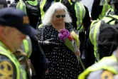 La mère de Heather Heyer rend hommage à sa fille tuée un an plus tôt à Charlottesville aux Etats-Unis, le 12 août 2018