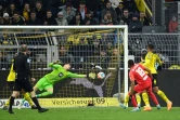Le milieu de terrain français de Leipzig Christopher Nkunku marque le 3e but face au Borussia, lors de la 28e journée de Bundesliga, le 2 avril 2022 à Dortmund