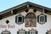 La pssion du Christ peinte sur une maison de Oberammergau, Allemagne, le 10 mai 2022