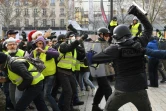 Affrontements entre policiers et "gilets jaunes" le 8 décembre 2018, près de l'Arc de Triomphe