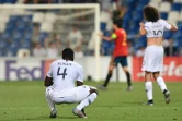 Les Français, dont Ibrahima Konaté (g) et Mattéo Guendouzi dépités après la lourde défaite subie face à l'Espagne en demi-finale de l'Euro espoirs, le 27 juin 2019 à Reggio d'Emilie (Italie) 