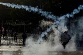 Affrontements entre policiers et manifestants à Santiago du Chili, le 4 novembre 2019