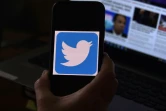 Le logo de Twitter sur un téléphone portable, à Arlington en Virginie le 27 mai 2020