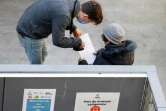 Un site de vaccination à Paris le 6 mars 2021 