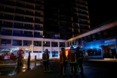 L'incendie qui a pris dans un immeuble jouxtant l'hôpital Henri-Mondor a fait un mort et plusieurs blessés, à Créteil (Val-de-Marne), le 22 août 2019