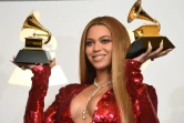 La chanteuse américaine Beyoncé après avoir remporté deux Grammys le 12 février 2017 à Los Angeles, Californie (Etats-Unis)