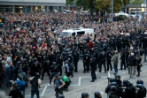 Manifestations d'extrême droite sous la surveillance de la police le 27 août 2018 à Chemnitz, après la mort d'un Allemand tué après "une dispute entre des gens de différentes nationalités" selon la police