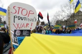Des manifestants à Paris contre le 17e jour de guerre en Ukraine, le 12 mars 2022.